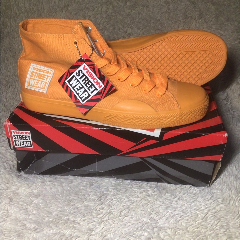 New Old Stock! NOS VISION STREET WEAR NEON ORANGE CANVAS HI-TOP SHOES Mens 8.5